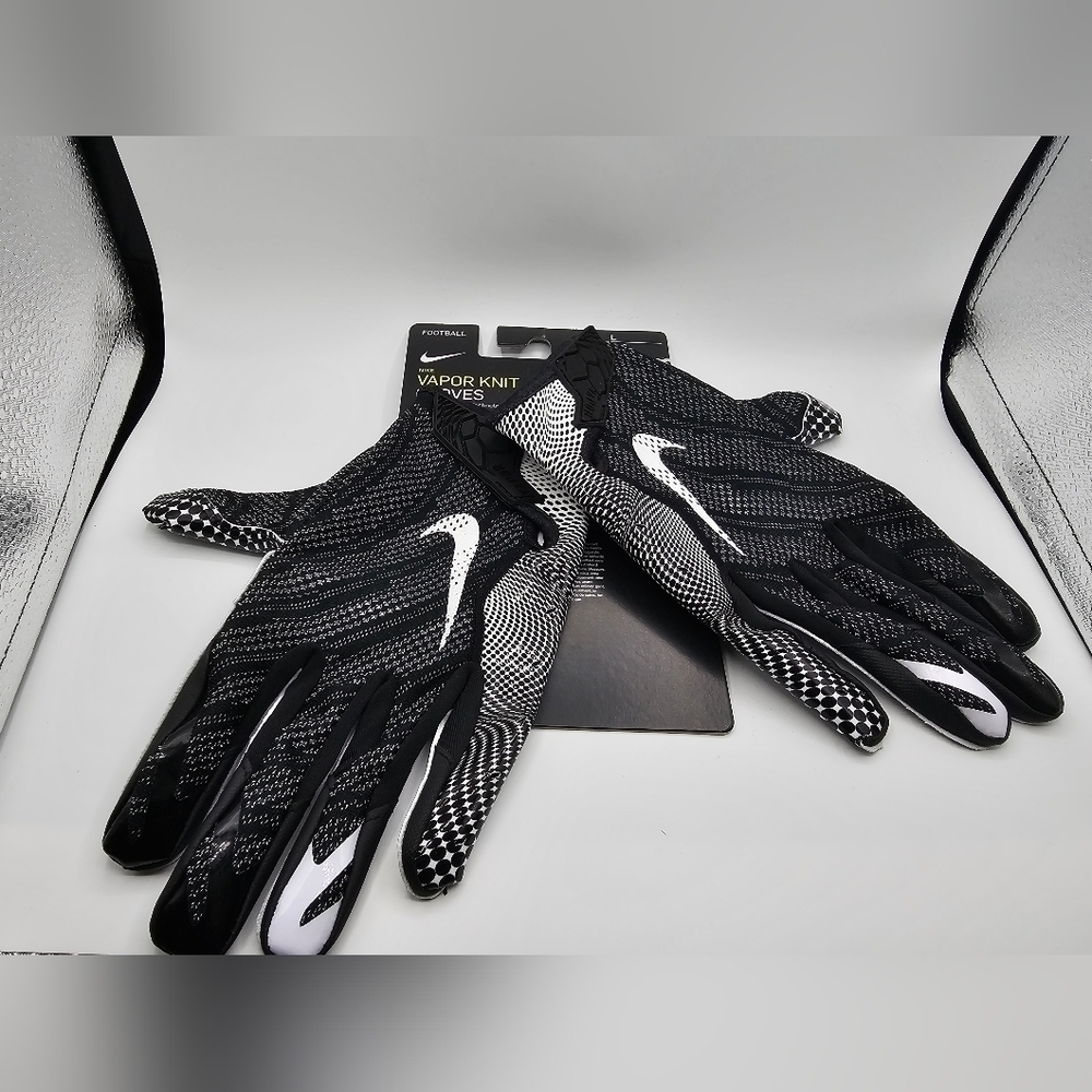 Nike Vapor Knit Magnigrip Black Football Gloves Cj9343-091